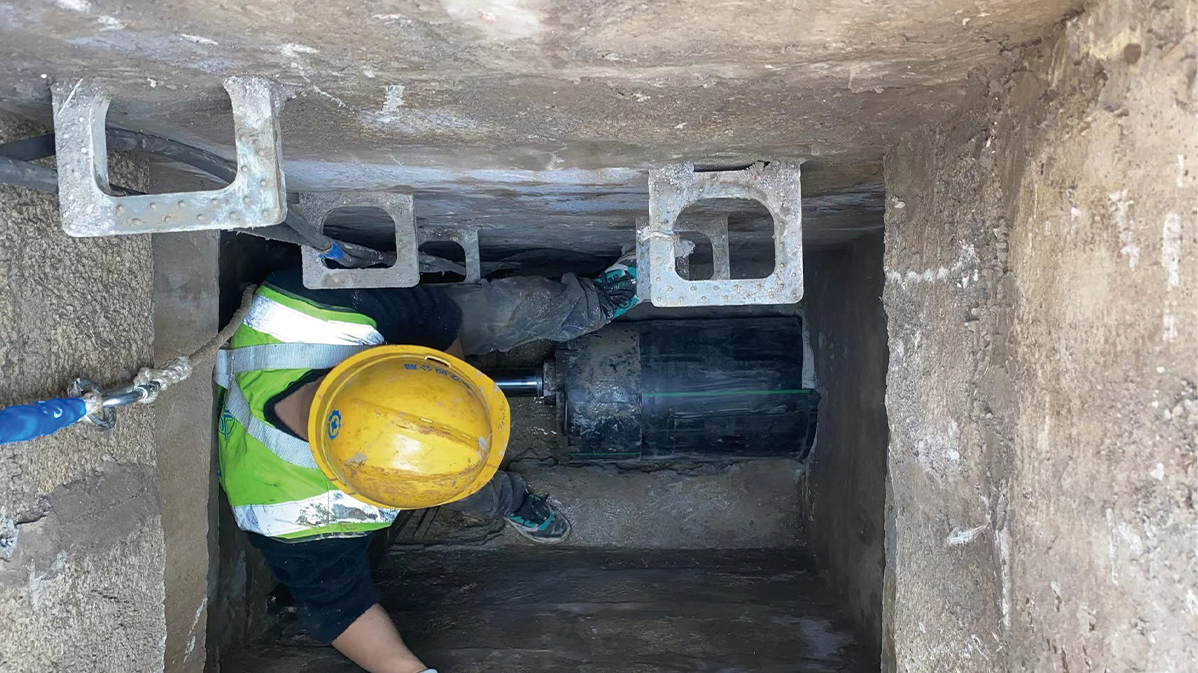 虎门港管委会HDPE短管内衬法